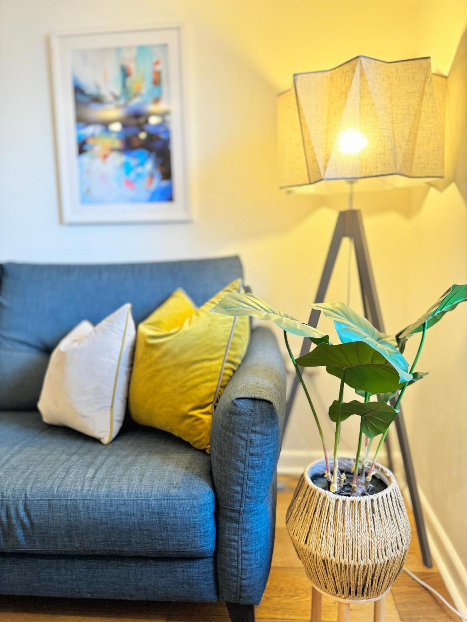 Nordic Suites Ulverston Ngoại thất bức ảnh