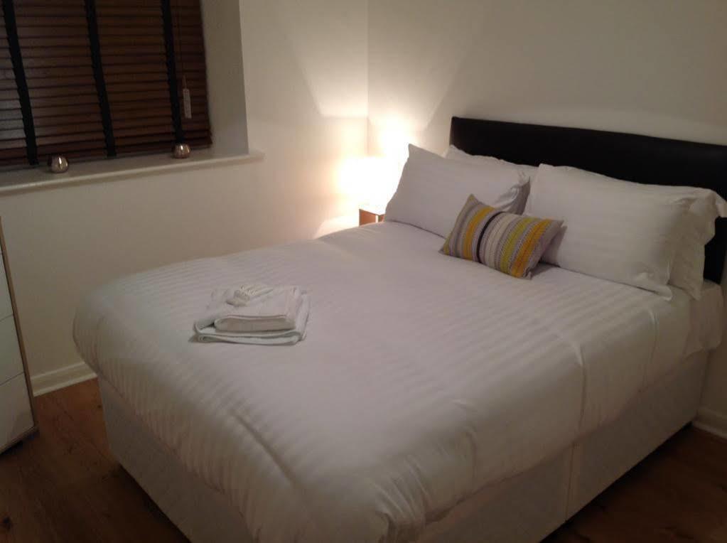 Nordic Suites Ulverston Ngoại thất bức ảnh