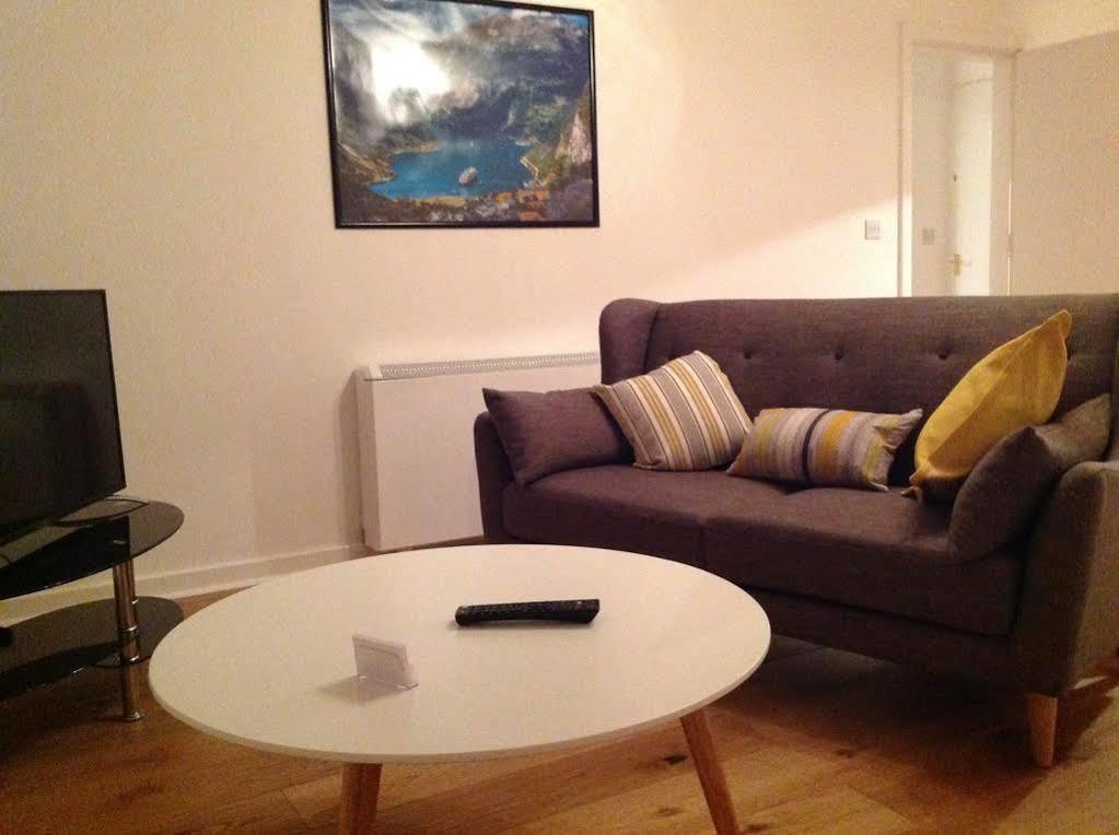 Nordic Suites Ulverston Ngoại thất bức ảnh
